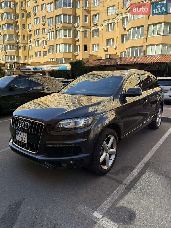 Audi Q7 2013