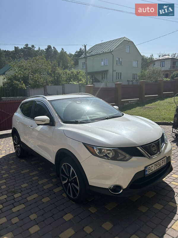 Nissan Rogue Sport 2018