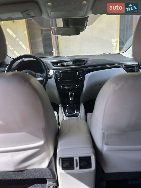 Nissan Rogue Sport 2018