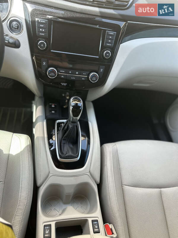 Nissan Rogue Sport 2018