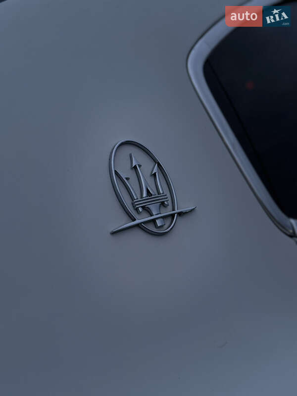 Maserati-1