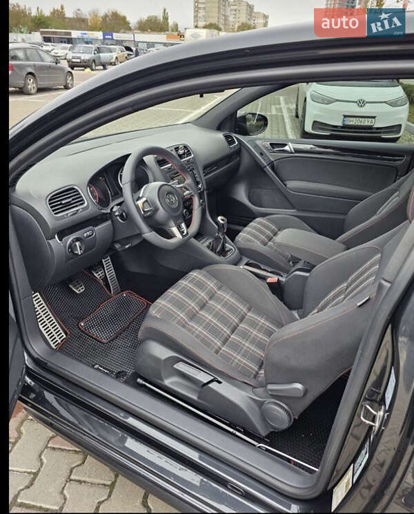 Volkswagen Golf 2012