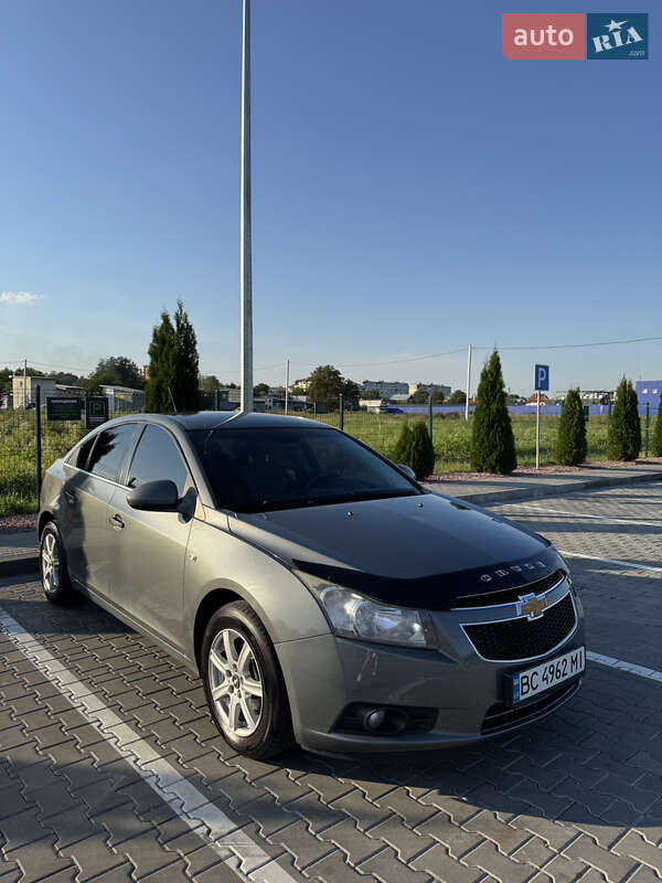Chevrolet Cruze 2011