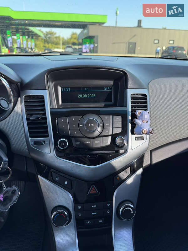 Chevrolet Cruze 2011