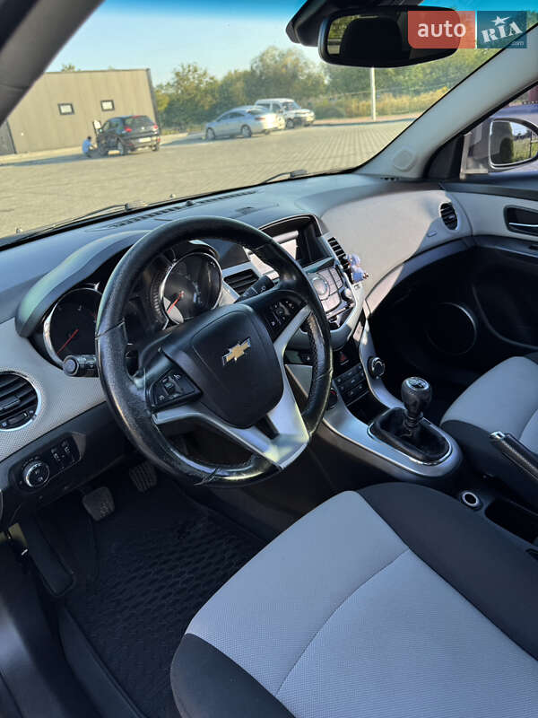 Chevrolet Cruze 2011