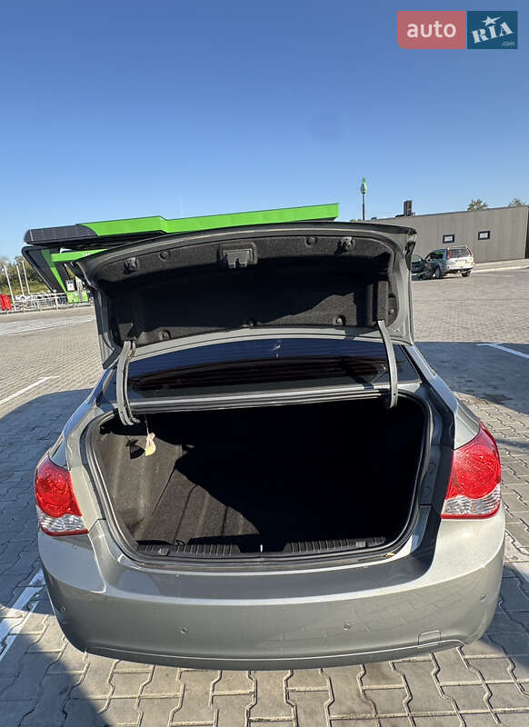 Chevrolet Cruze 2011