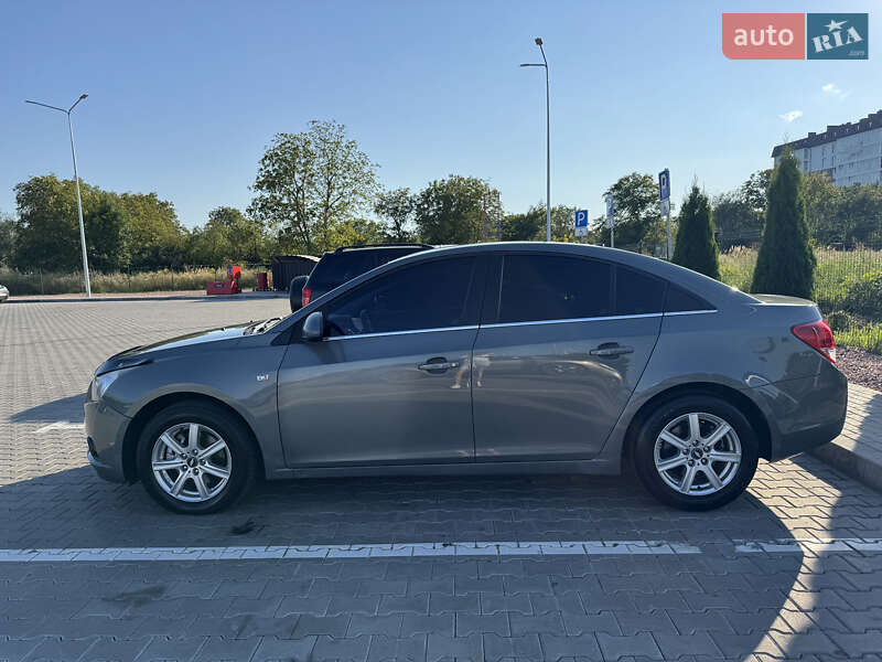 Chevrolet Cruze 2011