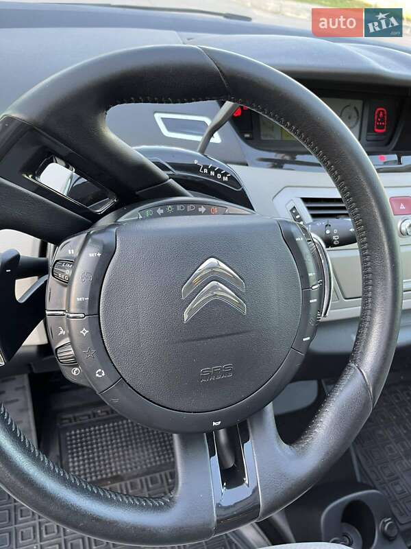 Citroen Grand C4 Picasso 2010