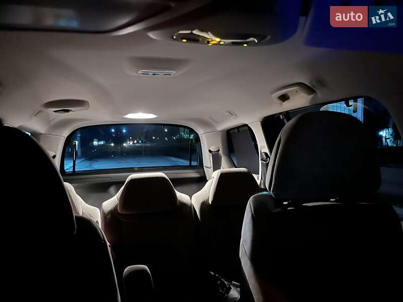 Citroen Grand C4 Picasso 2010