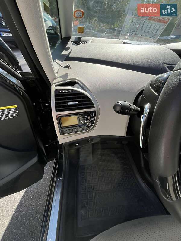 Citroen Grand C4 Picasso 2010