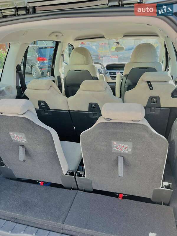 Citroen Grand C4 Picasso 2010