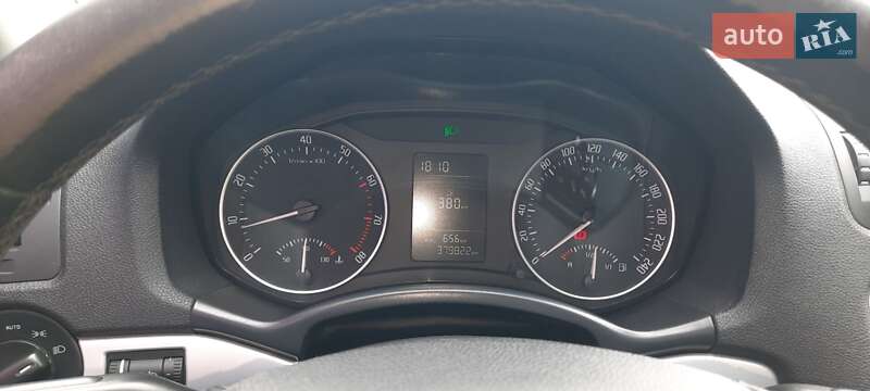 Skoda Octavia Scout 2011