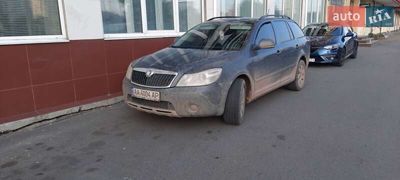 Skoda Octavia Scout 2011