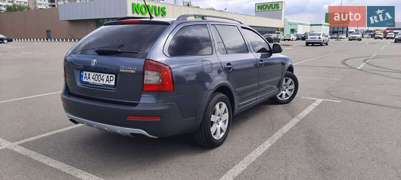 Skoda Octavia Scout 2011