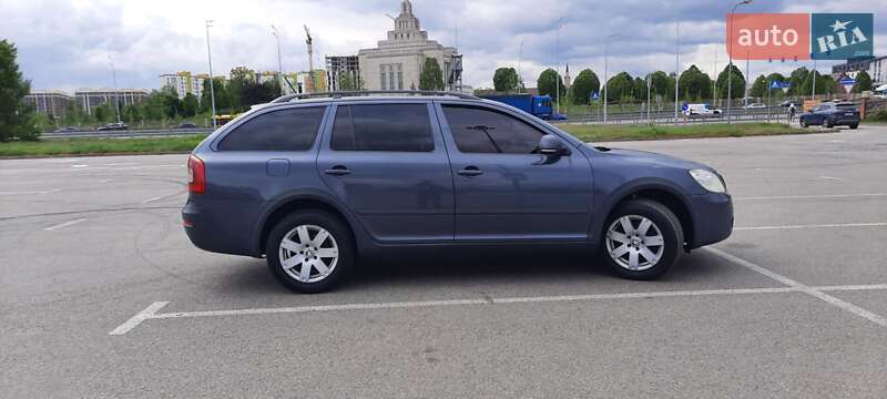 Skoda Octavia Scout 2011