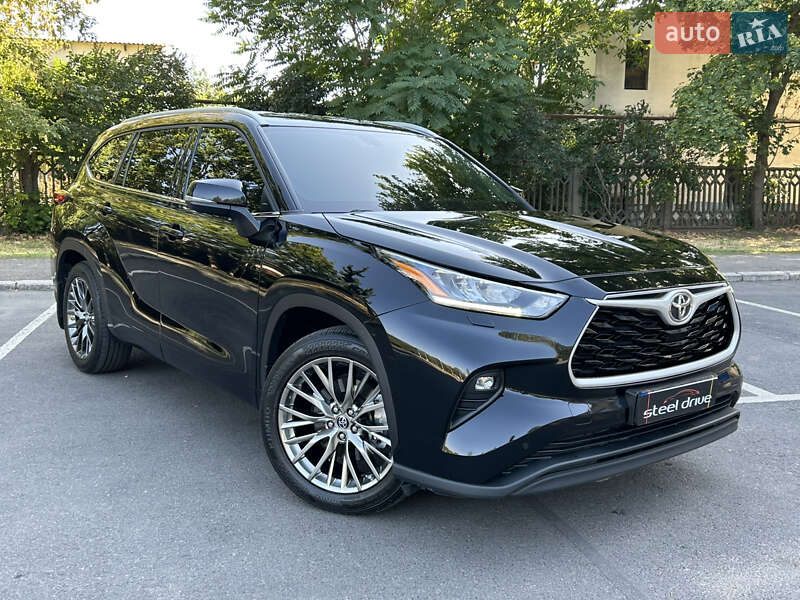 Toyota Highlander 2020