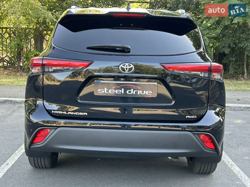 Toyota Highlander 2020