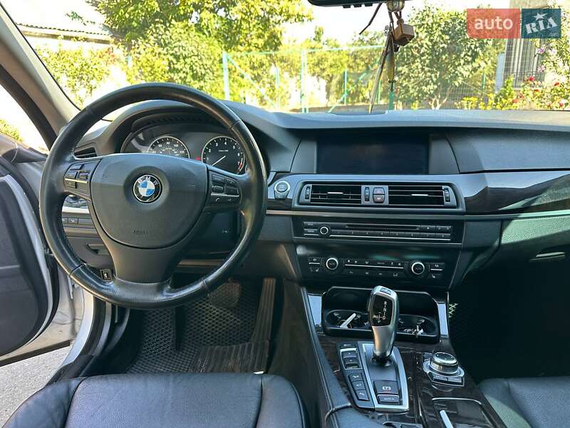 BMW 5 Series 2012