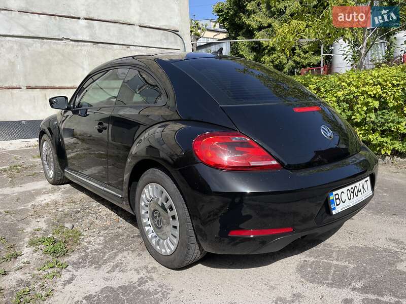 Volkswagen Beetle 2013
