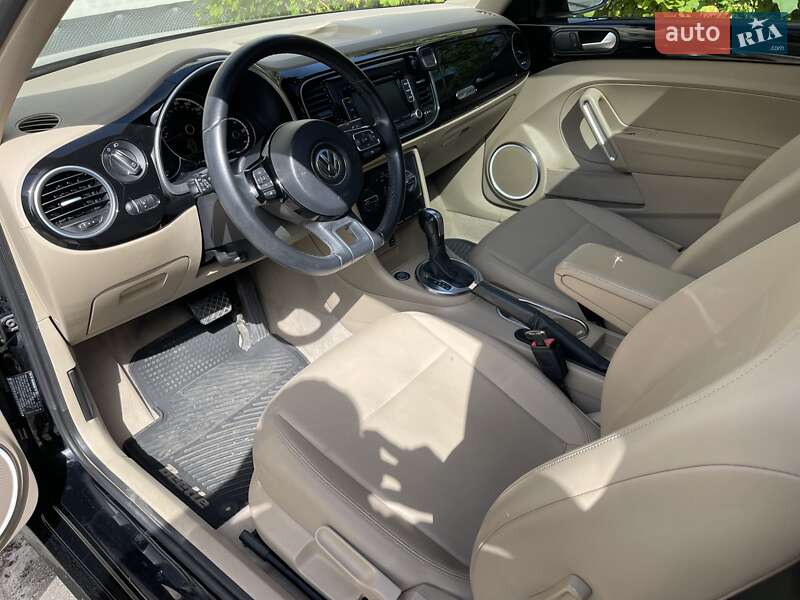 Volkswagen Beetle 2013