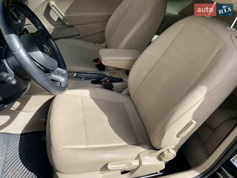 Volkswagen Beetle 2013