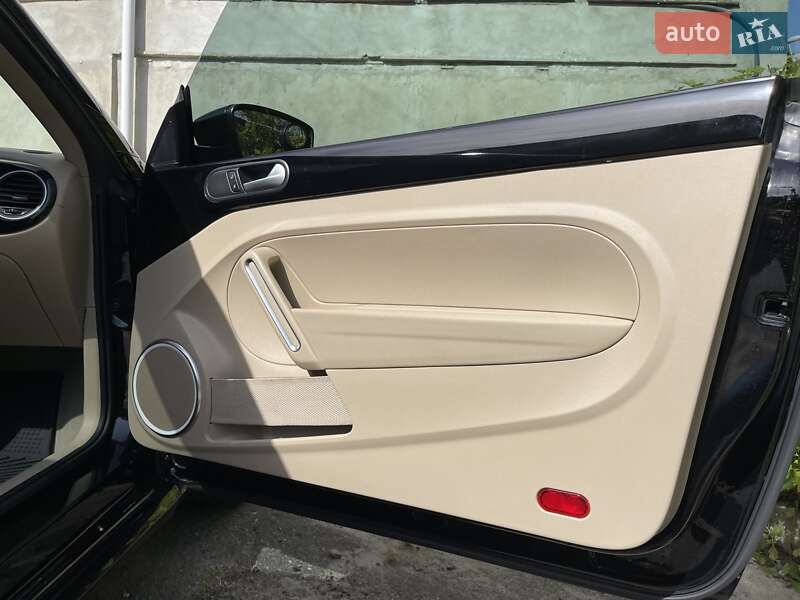 Volkswagen Beetle 2013