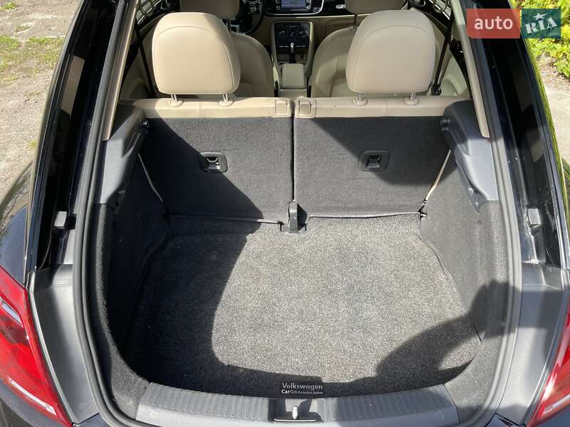 Volkswagen Beetle 2013