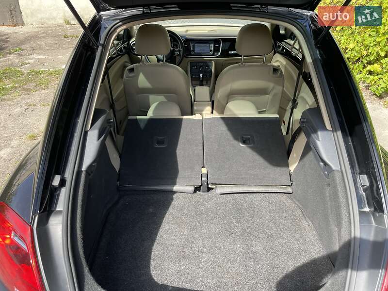 Volkswagen Beetle 2013