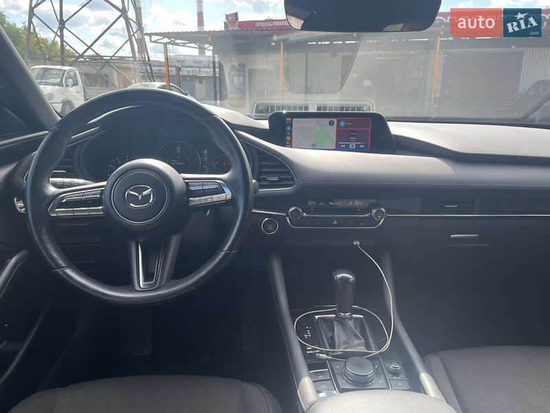 Mazda 3 2019