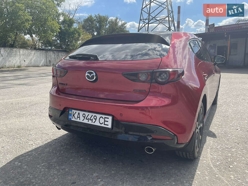 Mazda 3 2019