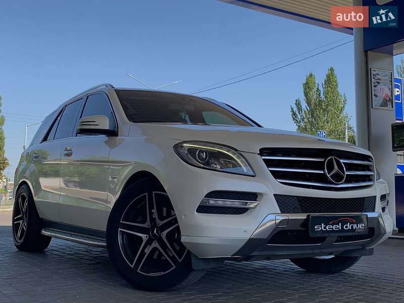 Mercedes-Benz M-Class 2012