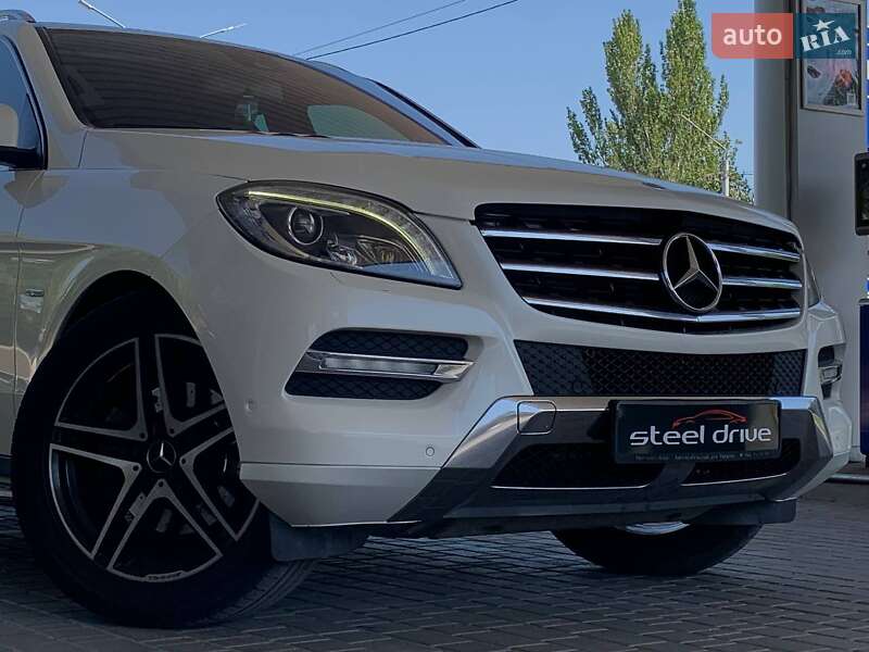 Mercedes-Benz M-Class 2012