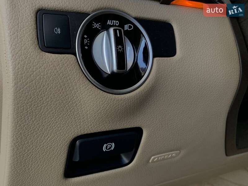 Mercedes-Benz M-Class 2012