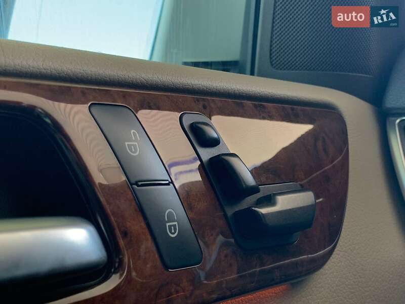 Mercedes-Benz M-Class 2012