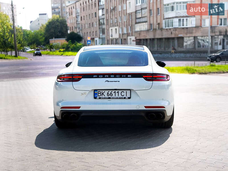 Porsche Panamera 2017