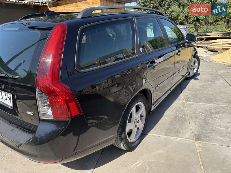 Volvo V50 2010