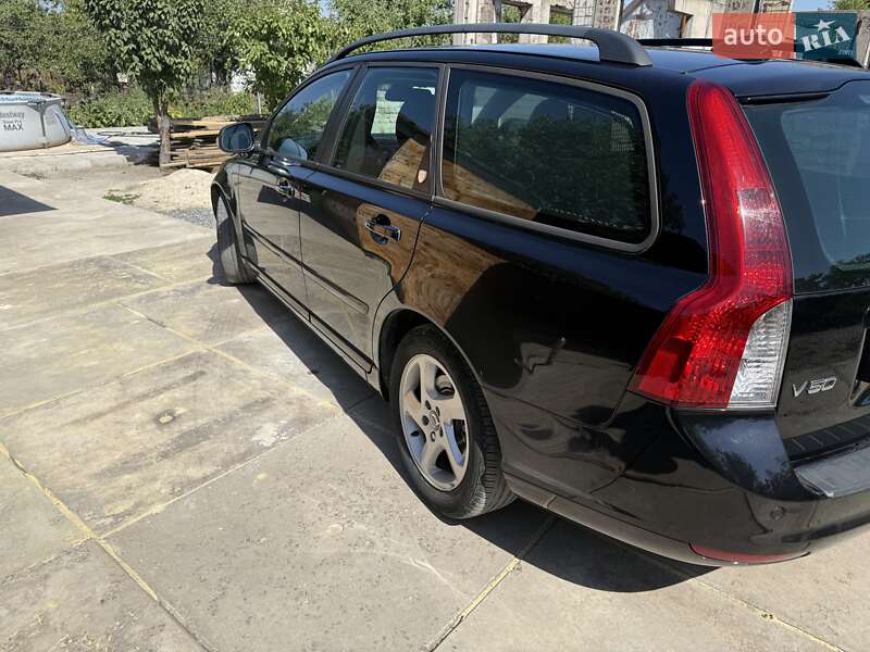 Volvo V50 2010