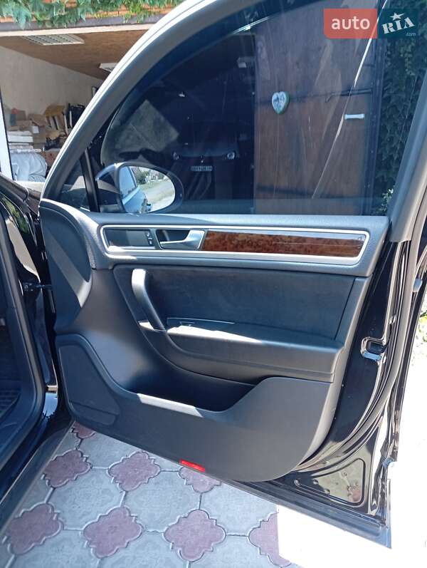 Volkswagen Touareg 2014