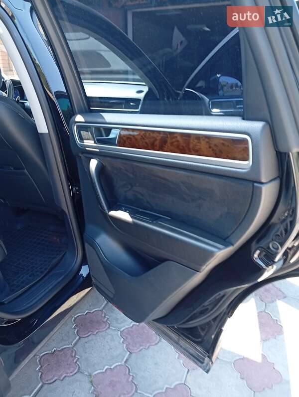 Volkswagen Touareg 2014