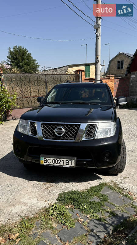 Nissan Pathfinder 2014