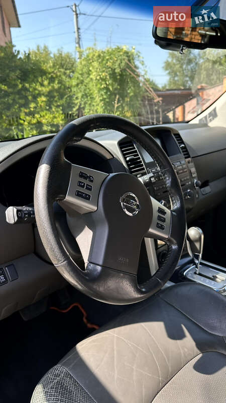 Nissan Pathfinder 2014