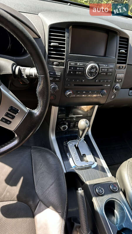 Nissan Pathfinder 2014