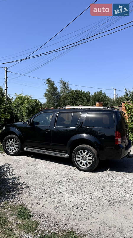 Nissan Pathfinder 2014