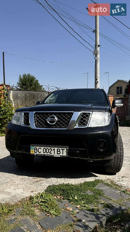 Nissan Pathfinder 2014