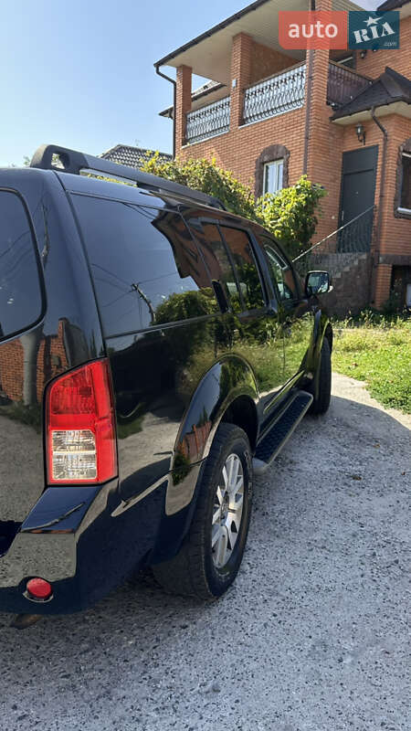 Nissan Pathfinder 2014