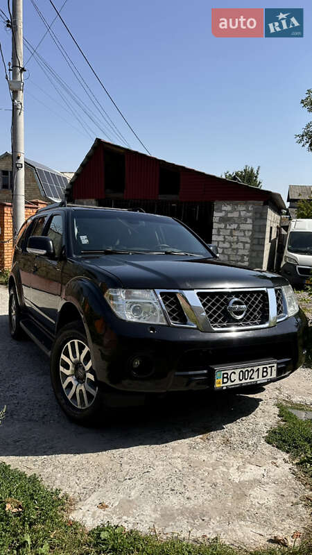 Nissan Pathfinder 2014