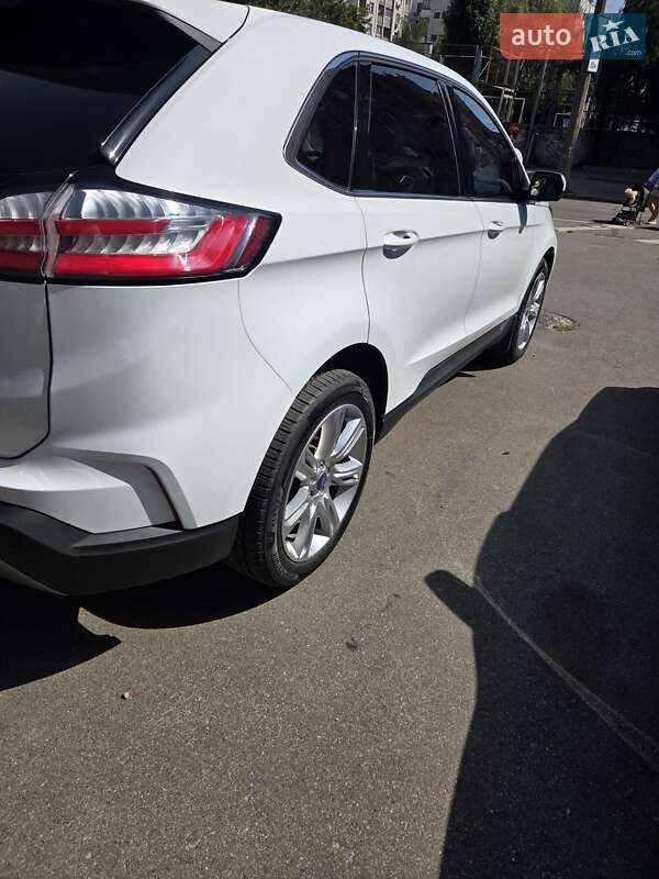 Ford Edge 2023