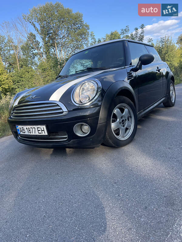 MINI Cooper 2010
