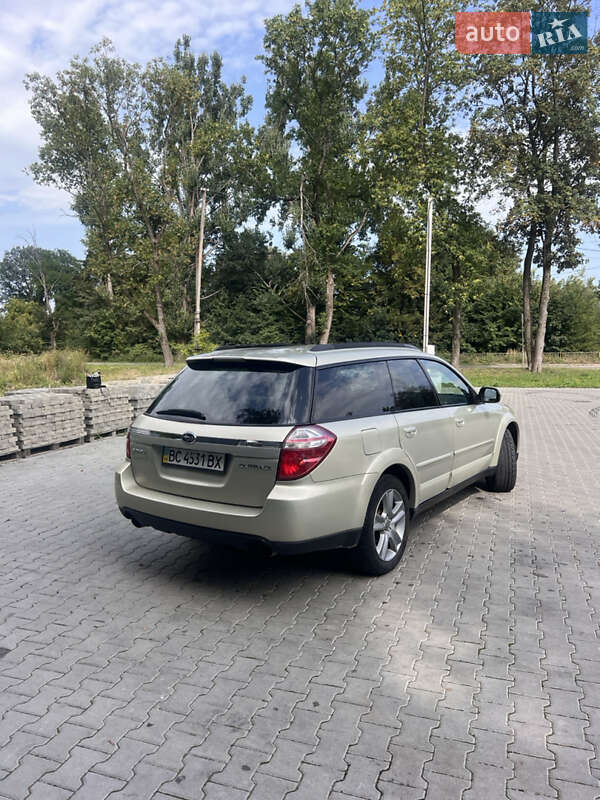 Subaru Outback 2009