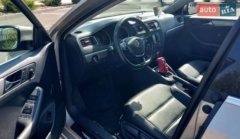 Volkswagen Jetta 2015